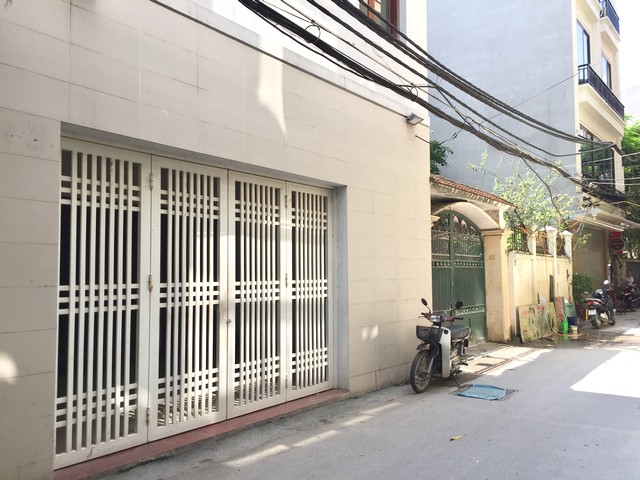 Căn nhà 4 tầng ngõ xe tải vào chào bán ở Lạc Long Quân, Phường Bưởi, Quận Tây Hồ